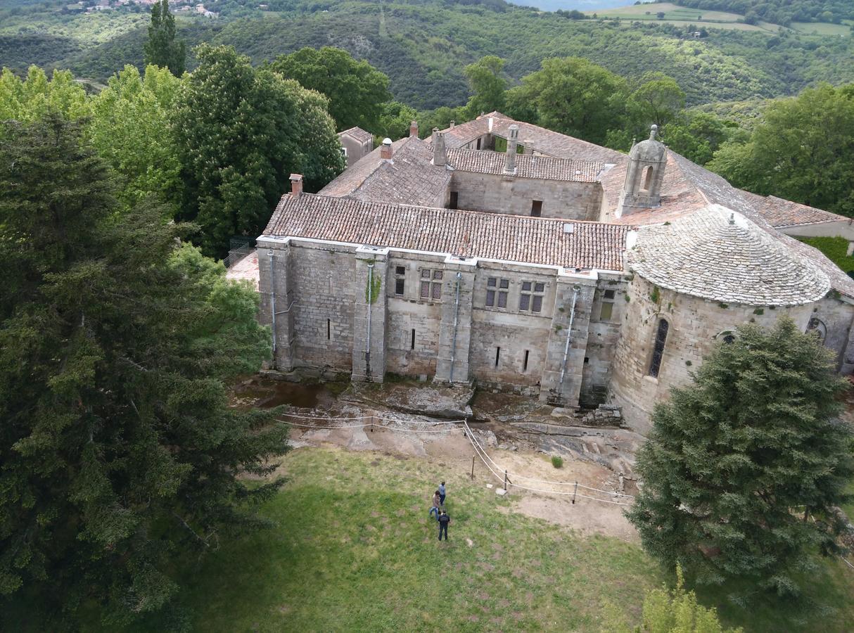 Logis Hotel Restaurant De La Paix Lodève Exteriér fotografie